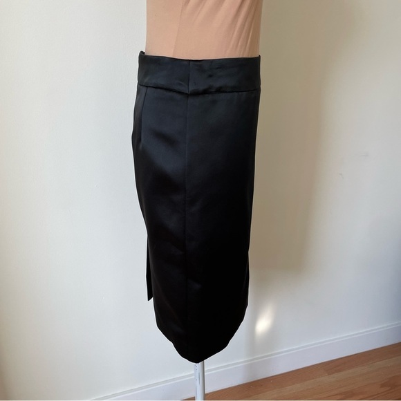 Armani Collezioni Black Satin Classic Short Pencil Skirt NWT Size US 2 EU 38 - Picture 4 of 8